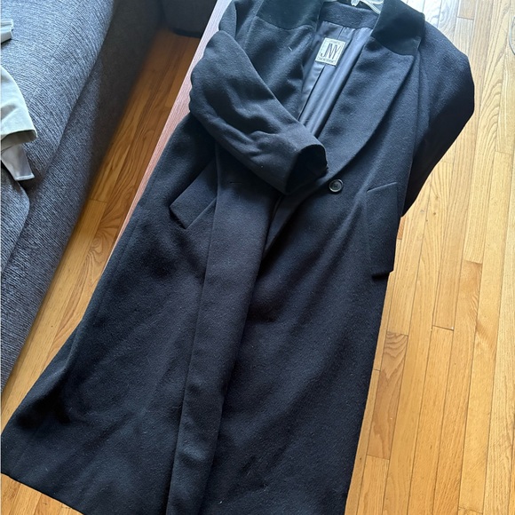 Jones New York Black Pea Coat with Classic Design and Full Length